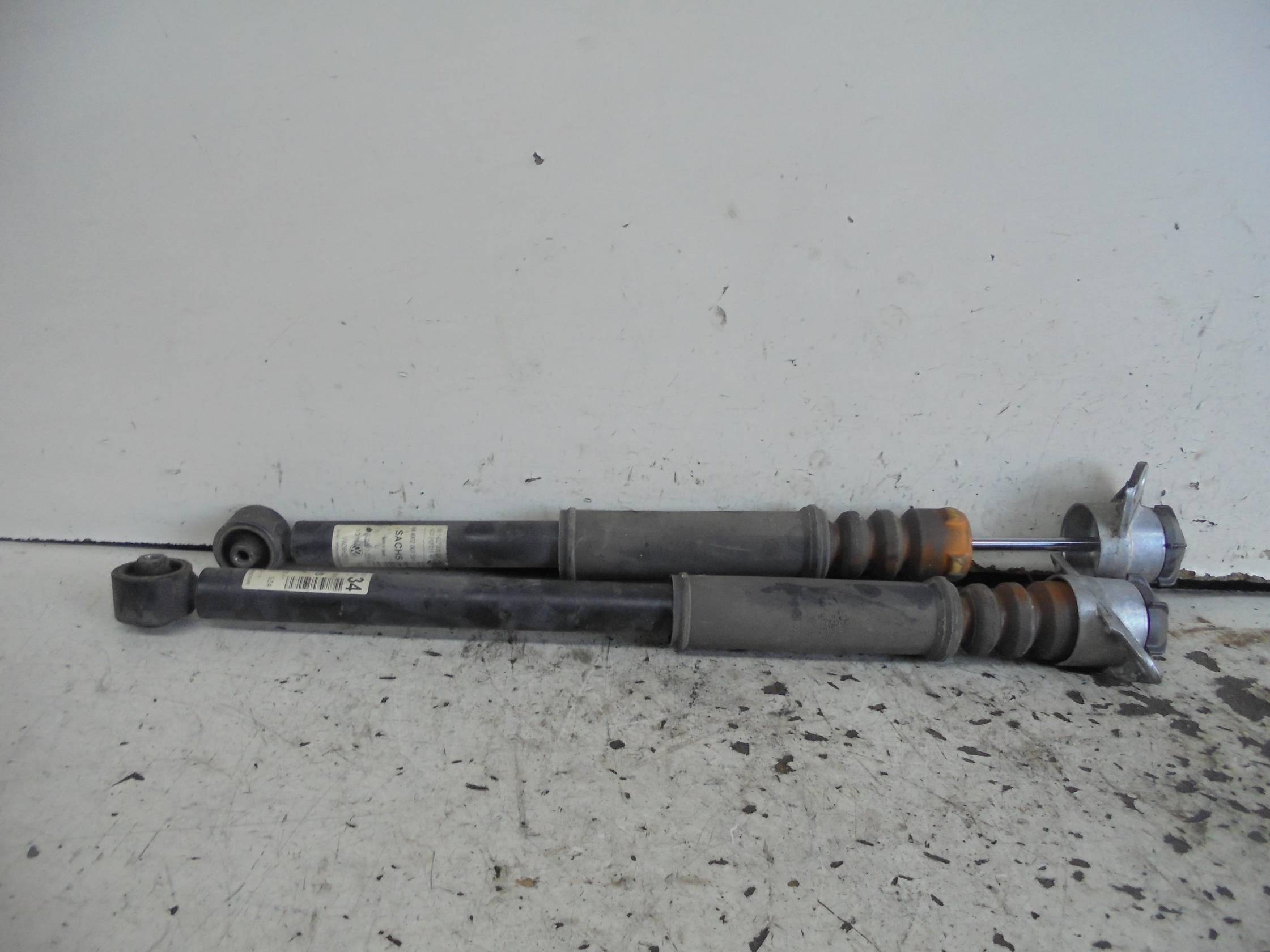 Ammortizzatore post. sx.